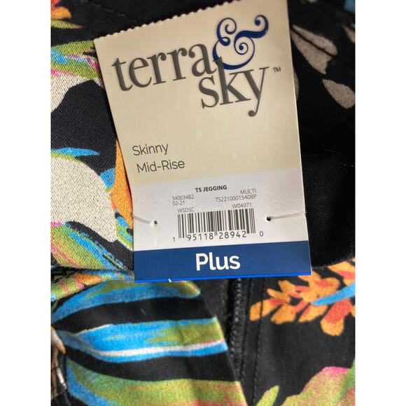 Brand New Terra & Sky Women's Size 2X Plus Black Multi Mid Rise Skinny Jegging - Picture 5 of 5